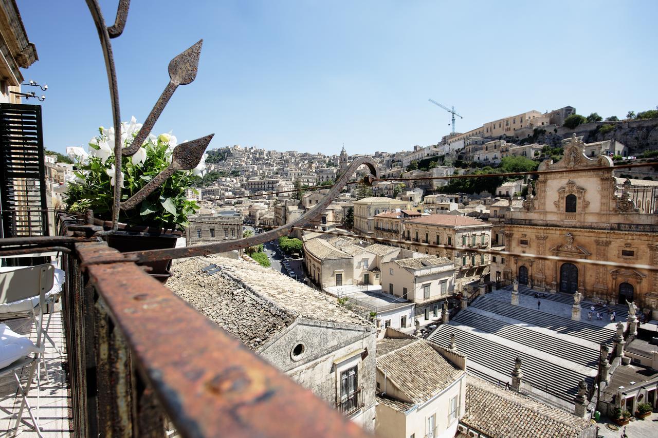 Dimora Birulla Bed & Breakfast Modica Exterior photo